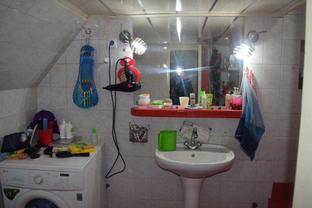 Tbilisi Guest House ภายนอก รูปภาพ