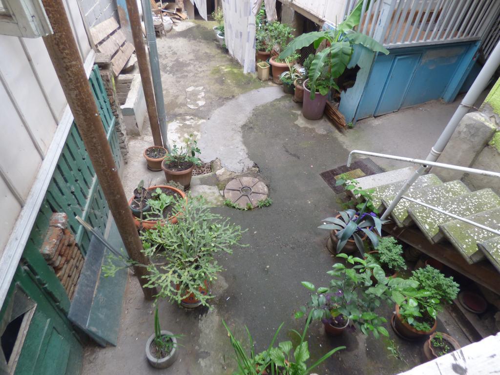 Tbilisi Guest House ภายนอก รูปภาพ